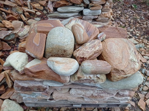 Златолит жёлтый, жёлто-зелёный глыбки и валуны для ланшафтного дизайна купить в Коломне