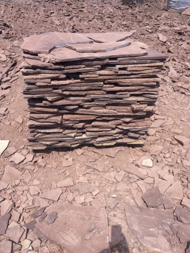 Плитняк лемезит бордовый для цоколя 1,5-2 см купить в Коломне