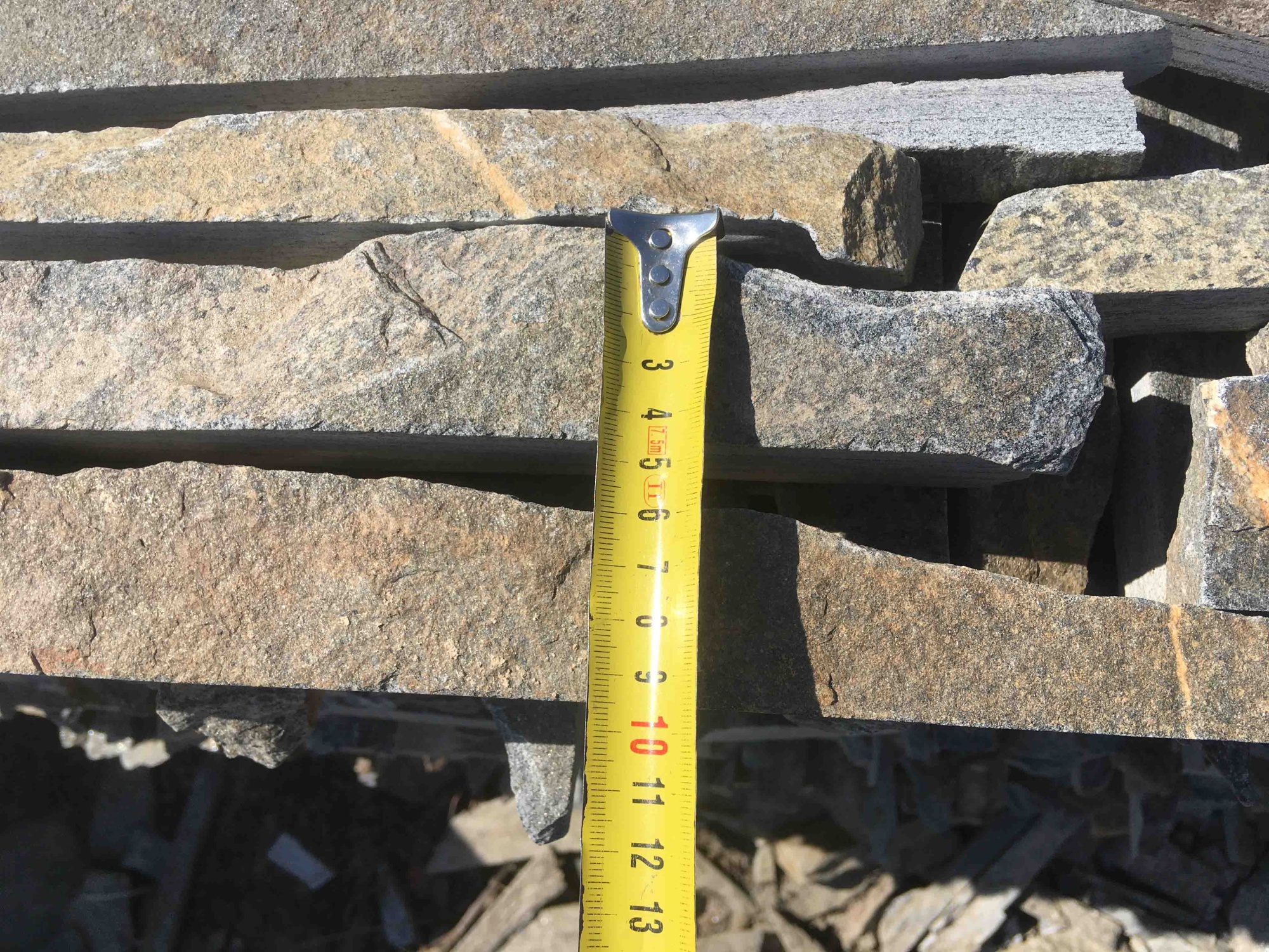 Горбушка златолит мультиколор для облицовки купить в Коломне