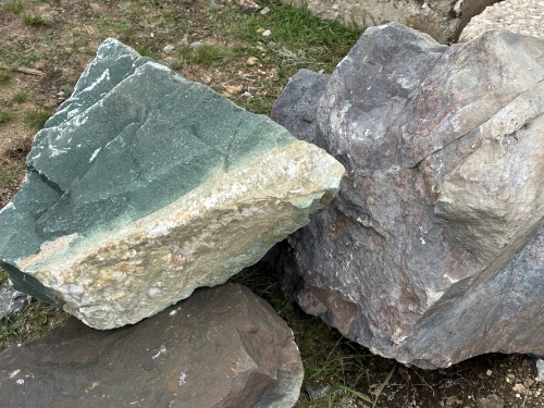 Камни для ландшафтного дизайна зелёные 10-60 килограмм купить в Коломне