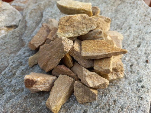 Златолит жёлтый декоративная каменная крошка купить в Коломне