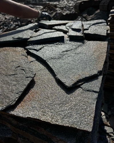 Плитняк златолит серебристый для фасада купить в Коломне