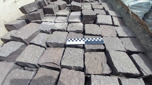 Лемезит колотая брусчатка 10 * 10 см. для парковки купить в Коломне